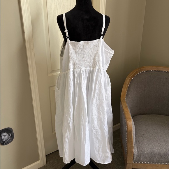 Torrid White Midi Dress - Picture 3 of 6